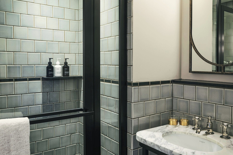 Bathroom 5, The Hoxton, Chicago, Cook