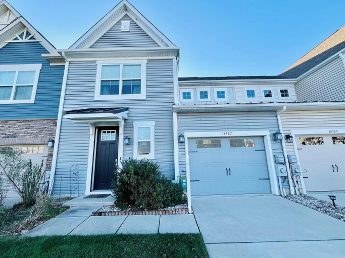 Exterior & Views, Bellevue CT 16965, Sussex