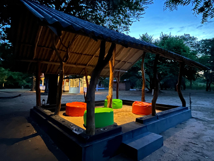 Public Area 2, Funky Leopard Safari Lodge Bordering Yala National Park - Hostel, Katharagama