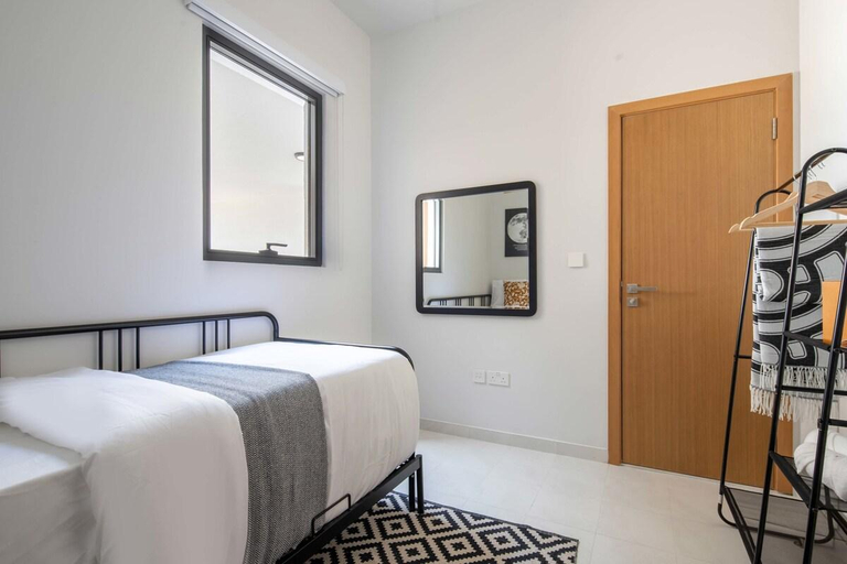 Others 5, Contemporary 3BR + Maid's Room Villa w/ Backyard!, Dubai