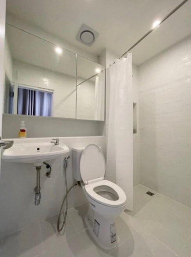 Bathroom 4, Letter Better Home, Pom Pram Sattru