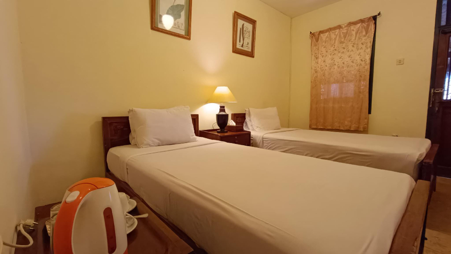 Bedroom 13