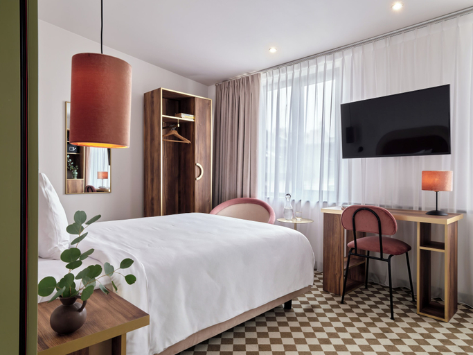 Bedroom 19