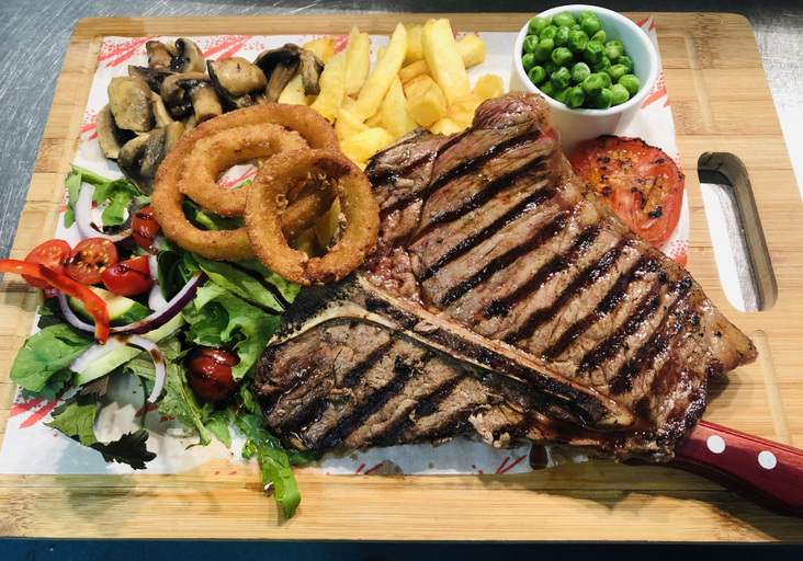Food & Drinks 5, The Cornubia Inn, Cornwall