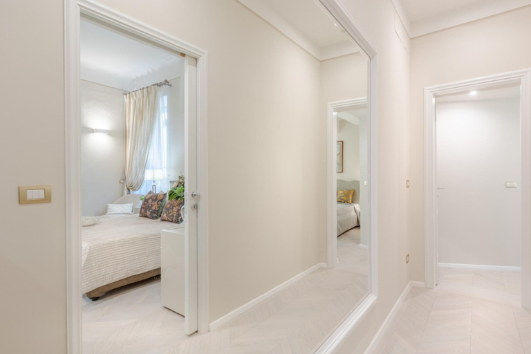 Bedroom 2, The Silk Thread the Luxury 3 Bedrooms Apartment, Lucca