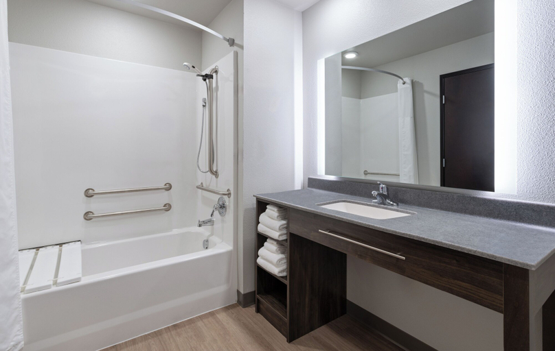 Bathroom 4, My Place Hotel - Midland, Midland