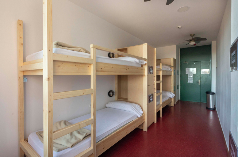 Bedroom 4, INOUT Hostel Barcelona, Barcelona