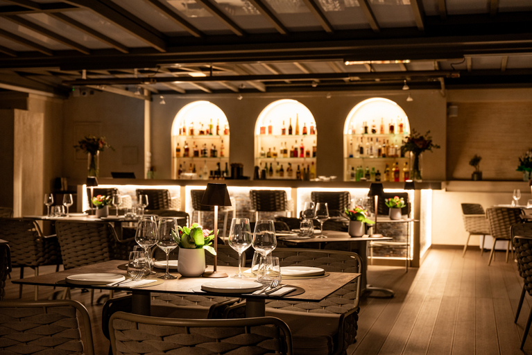 Food & Drinks 5, Athens 507, Attica