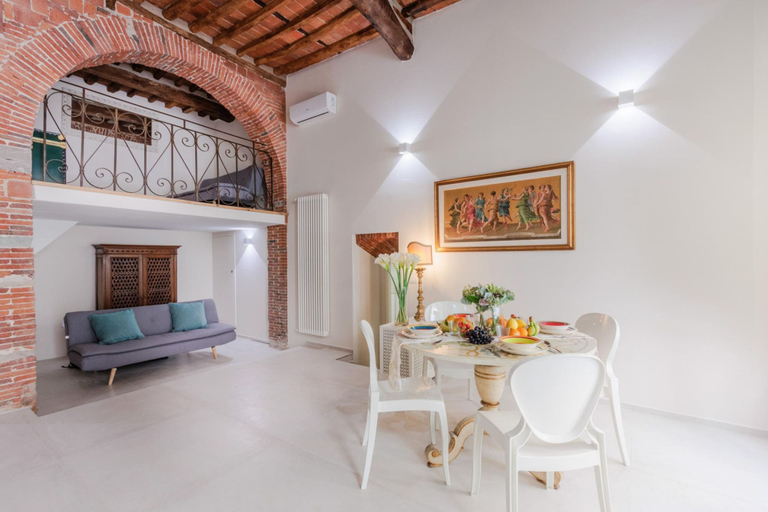 Room 3, Casa Smart in Lucca With 1 Bedrooms and 2 Bathrooms, Lucca