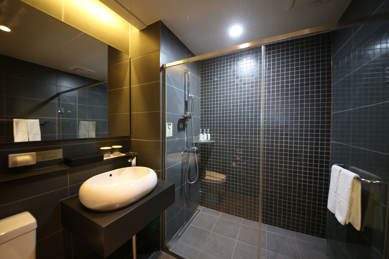 Bathroom 3, W Residence Hotel Haeundae, Haeundae