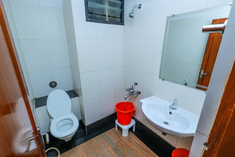 Bathroom 4, Janardan Hotel, Udupi