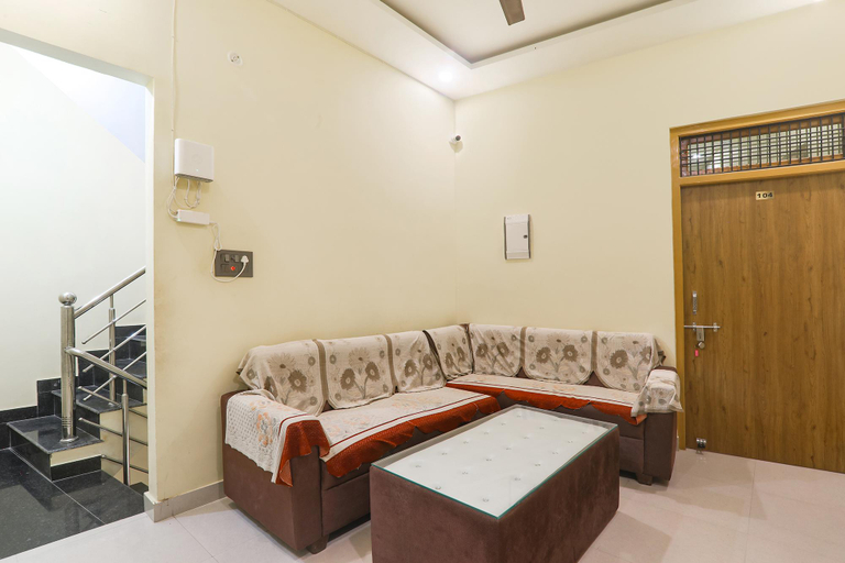 Public Area 3, FabHotel Rameshwaram Guest House - 500m From Ram Mandir, Faizabad