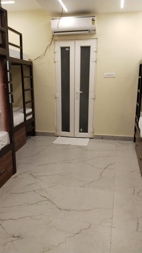 Others 5, The Banaras Hotel, Varanasi
