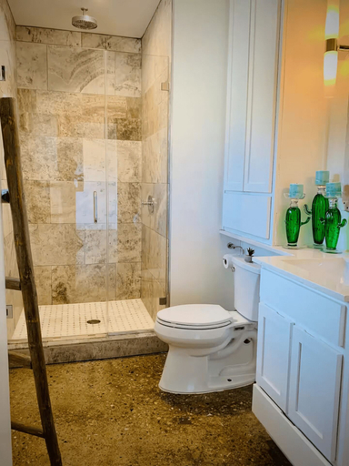 Bathroom 3, Swanky Townhome, Travis