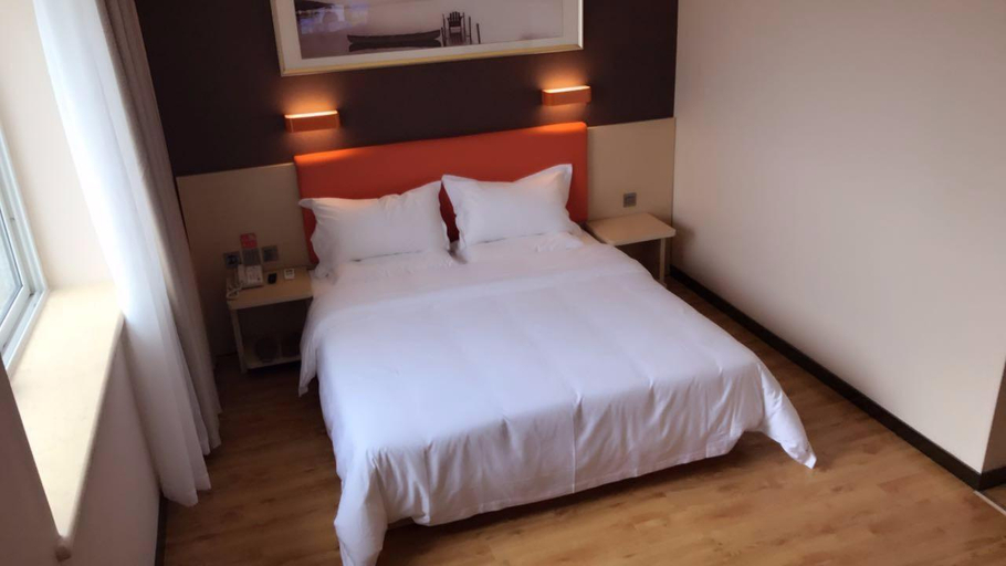Bedroom 4, Enjoy staying at Premium Hotel, Yantai