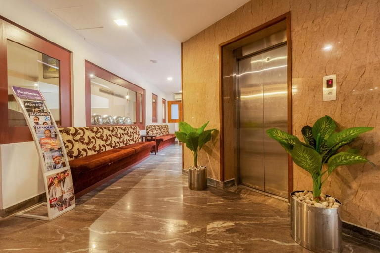 Sport & Beauty, Zip By Spree Hotels Mangala Towers, Thrissur