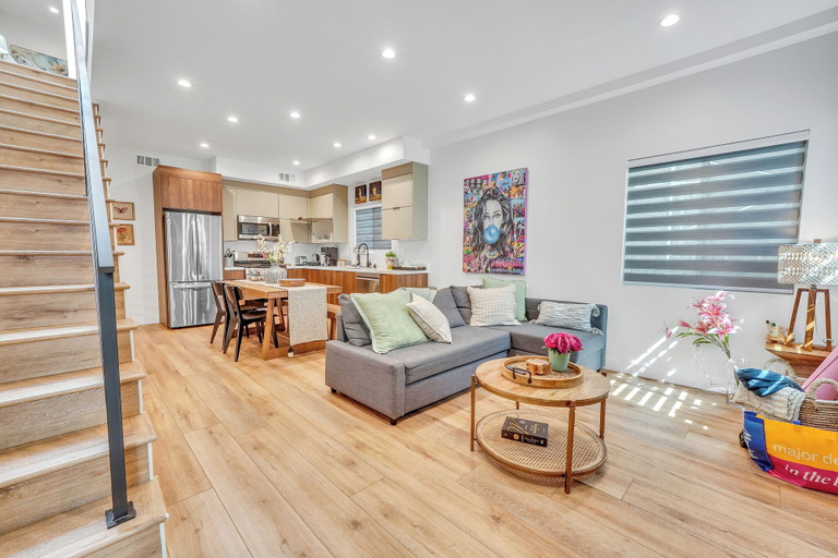 Others 1, Luxe Townhome | Newly-Built, Los Angeles