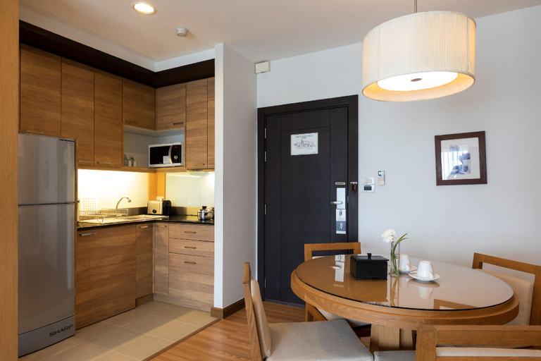 Dining Room 9