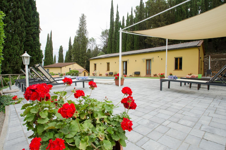 Others 2, Tenuta Villa Febea, Siena