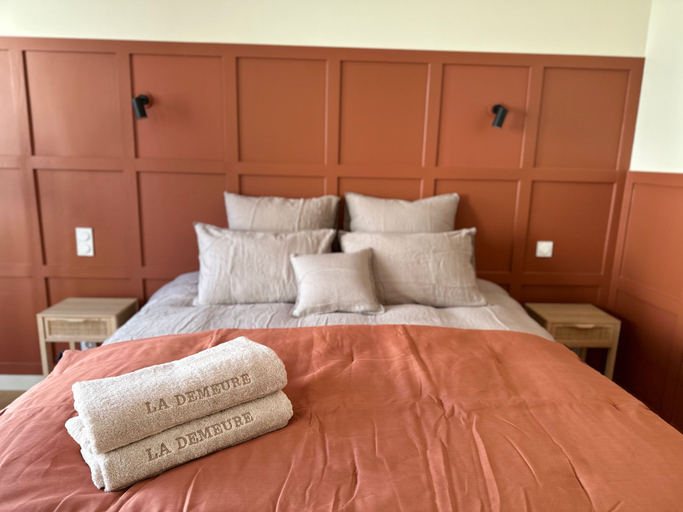 Bedroom 3, LA DEMEURE, Oise