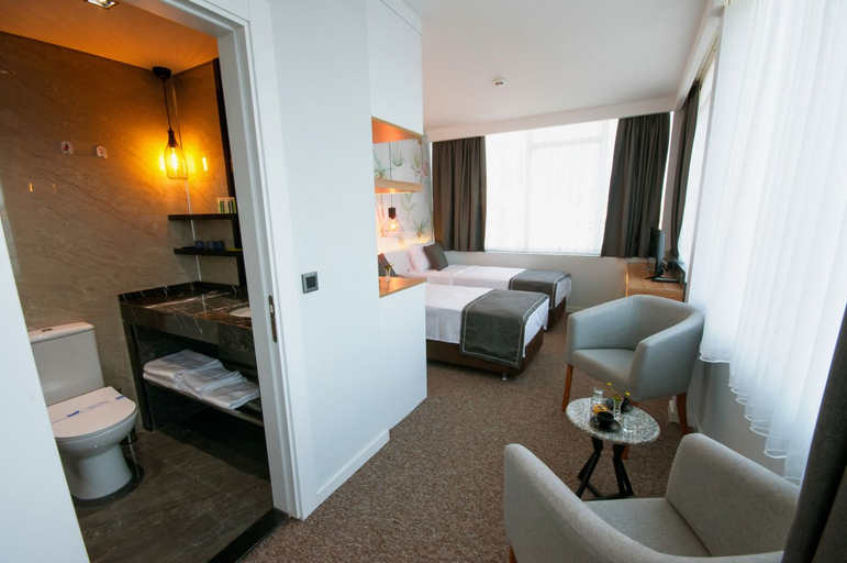 Bedroom 2, ルイス オテル, Gaziemir