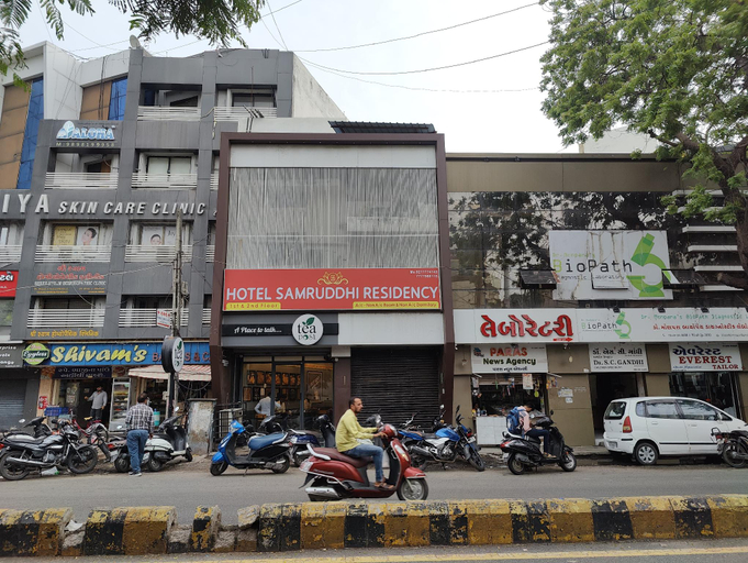 Others 4, hotel samruddhi residensy, Jamnagar