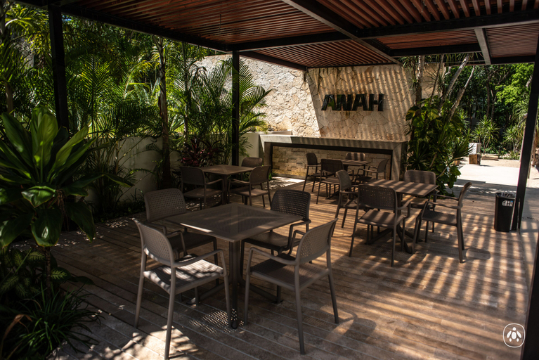 Food & Drinks, Anah Village, Cozumel