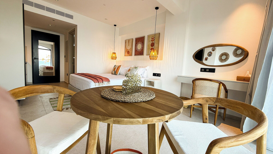 Others 5, Sirena Bay Beach House And Luxury Suites