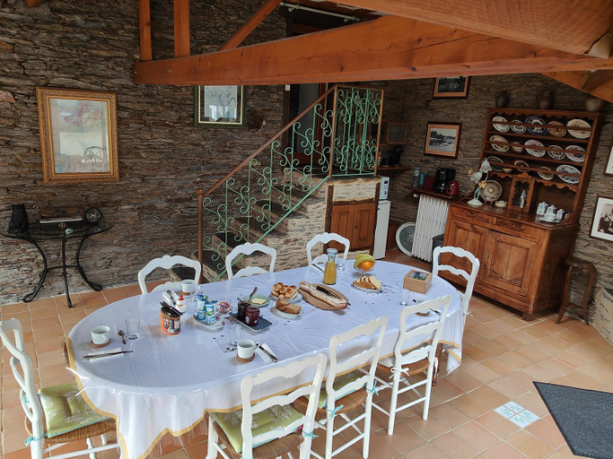 Food & Drinks 4, Chambre d'hotes Saint Jacob Relais de Chasse du XVIII Siecle, Morbihan