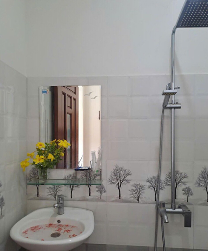 Bathroom, Cong Man Homestay - Cham Island, Da Nang