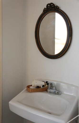 Bathroom 3, Nash Hotel, Alameda