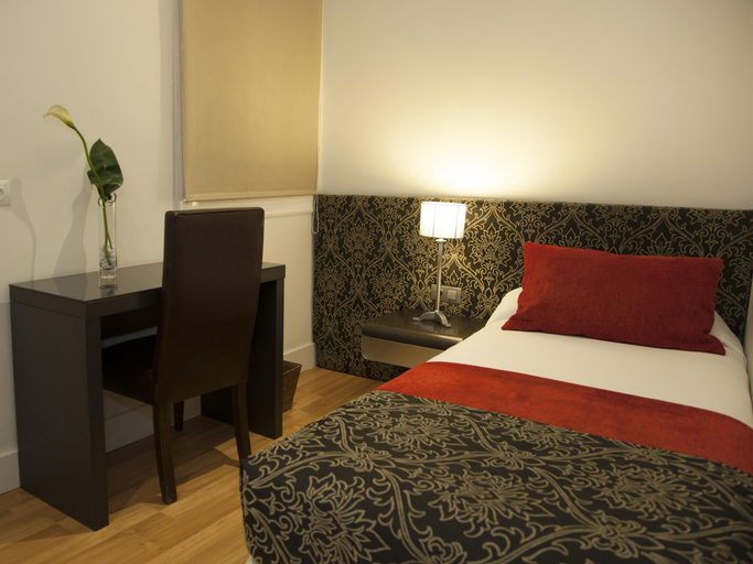 Bedroom 5, Hostal Goya, Barcelona