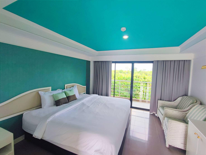 Bedroom 13