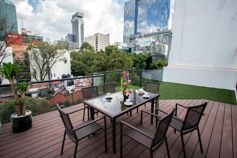 Others 5, Suites Lerma, Mexico City