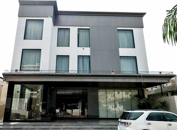 Exterior & Views 2, Elinor Hotel, Agra