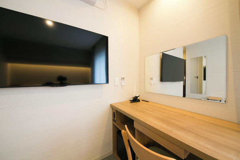 Bedroom 3, Just Inn Premium Nagoya Station, Nagoya