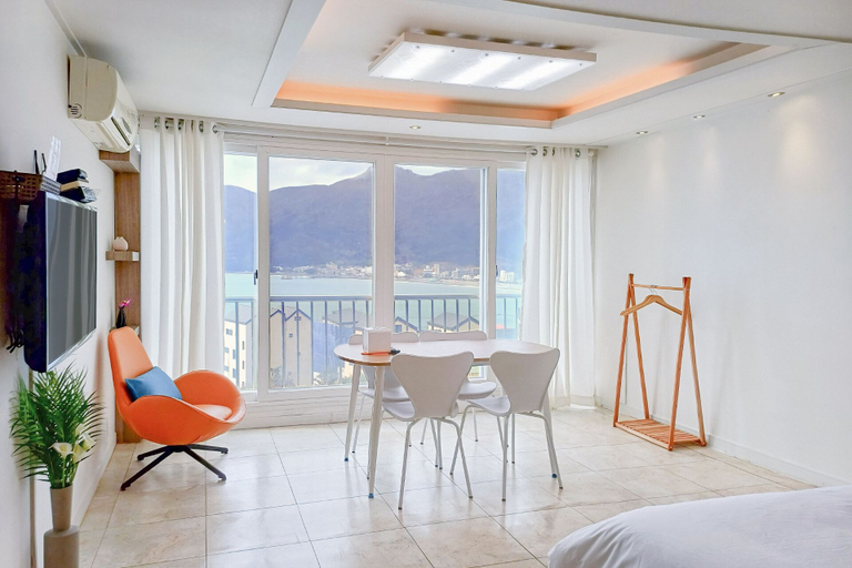 Others 5, Melodia Pension, Geoje