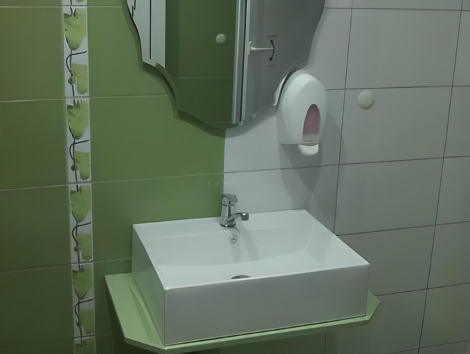 Bathroom 2, Best Hotel, Hunedoara