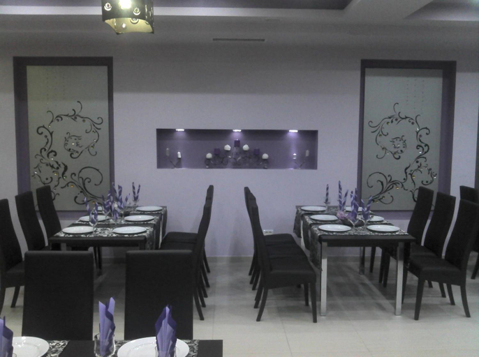 Food & Drinks 3, Best Hotel, Hunedoara