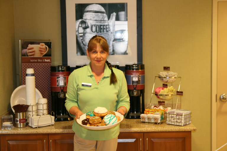 Food & Drinks 5, HAMPTON INN & SUITES WARREN, Warren
