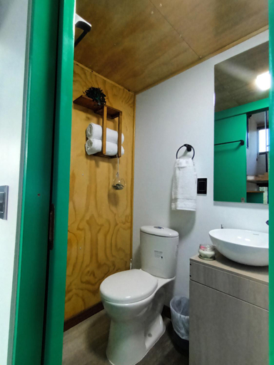 Bathroom 3, Rumi Azulada - La Calera, La Calera