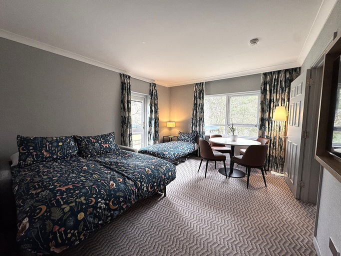 Bedroom 3, Hilton Cobham, Surrey