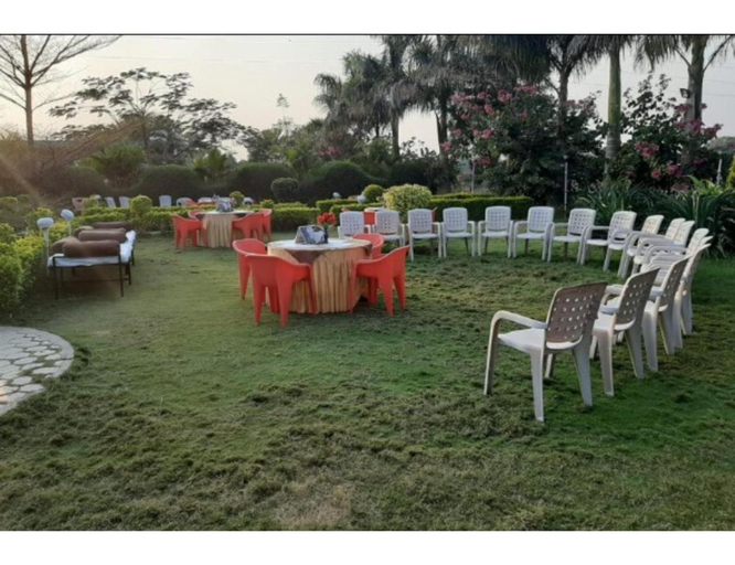 Food & Drinks, Hotel Park Paradise and Restaurant, Kudari, Narsimhapur