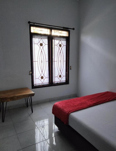 Bedroom 2, Homestay Martocaroko, Sleman