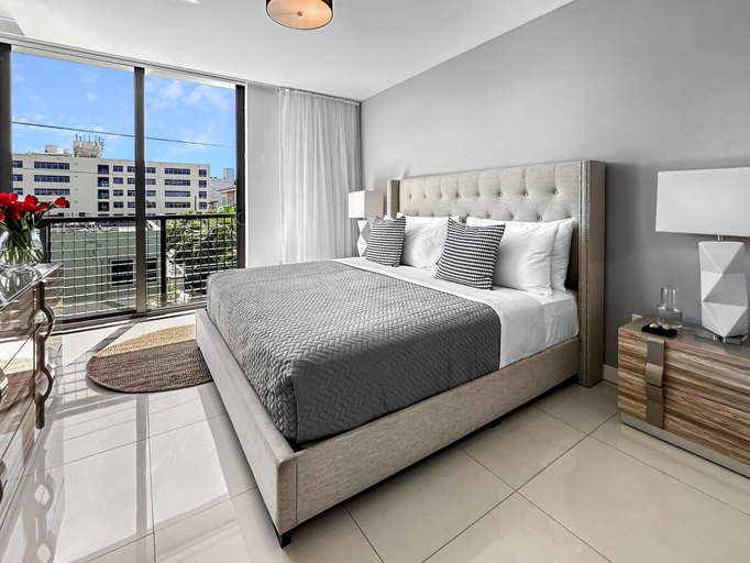 Bedroom 4, Bay Breeze Premium Apartments By Eskape Collection, Miami-Dade