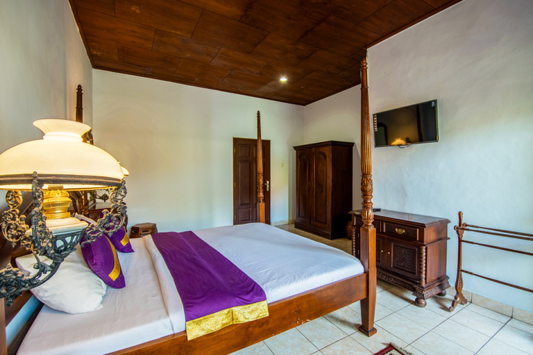 Bedroom 4, New Ananda Beach Hotel, Denpasar