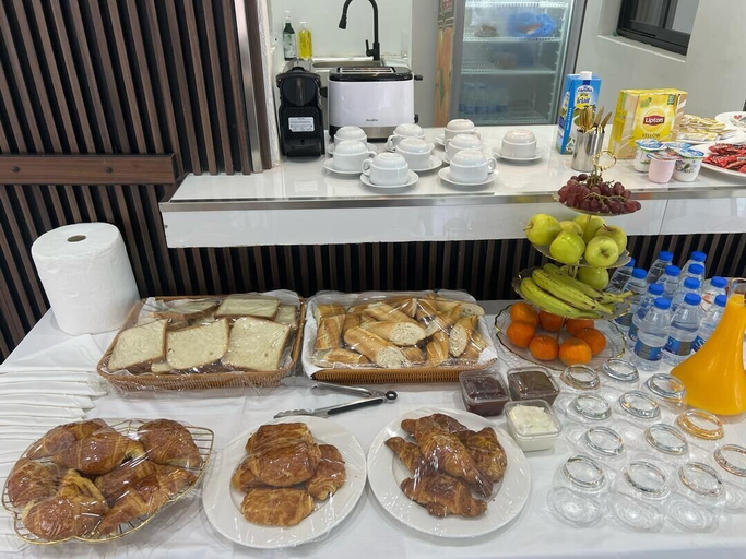 Food & Drinks 4, Bi Hotel SARL, Dakar