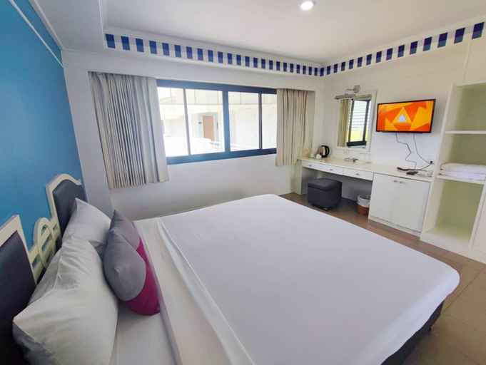 Bedroom 9