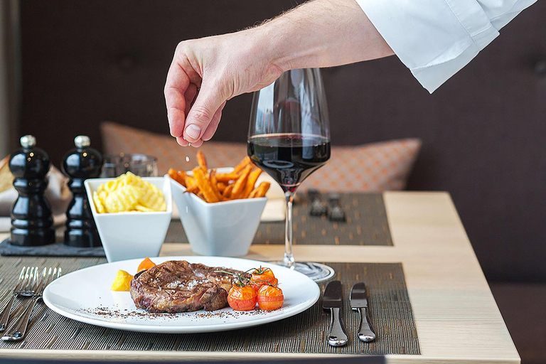 Food & Drinks 15