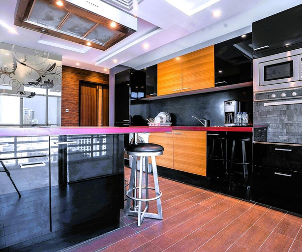 Dining Room 5